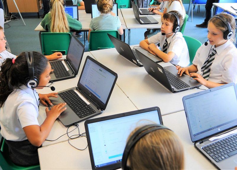 Support more pupils Multiple pupils can do the intervention at onece